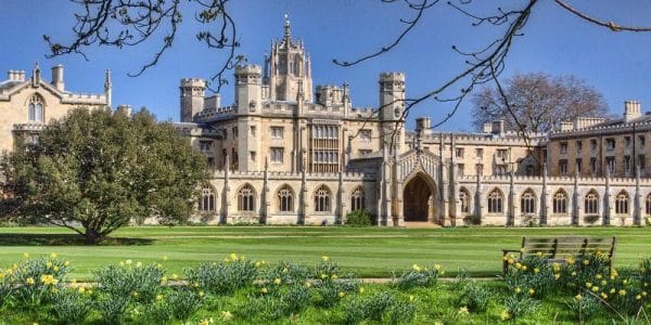 Định nghĩa chương trình Cambridge THPT