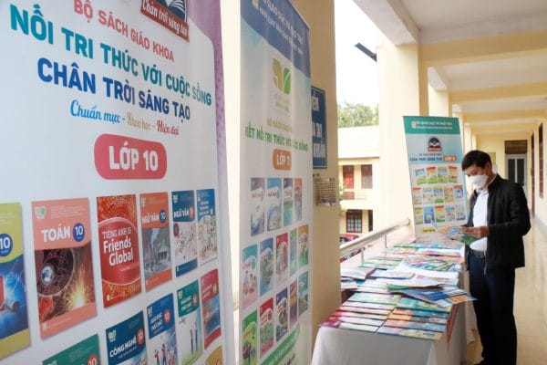 các môn học lớp 10